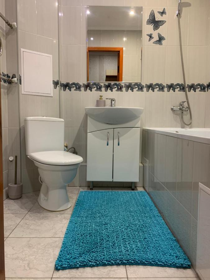 возле днепра Apartment
