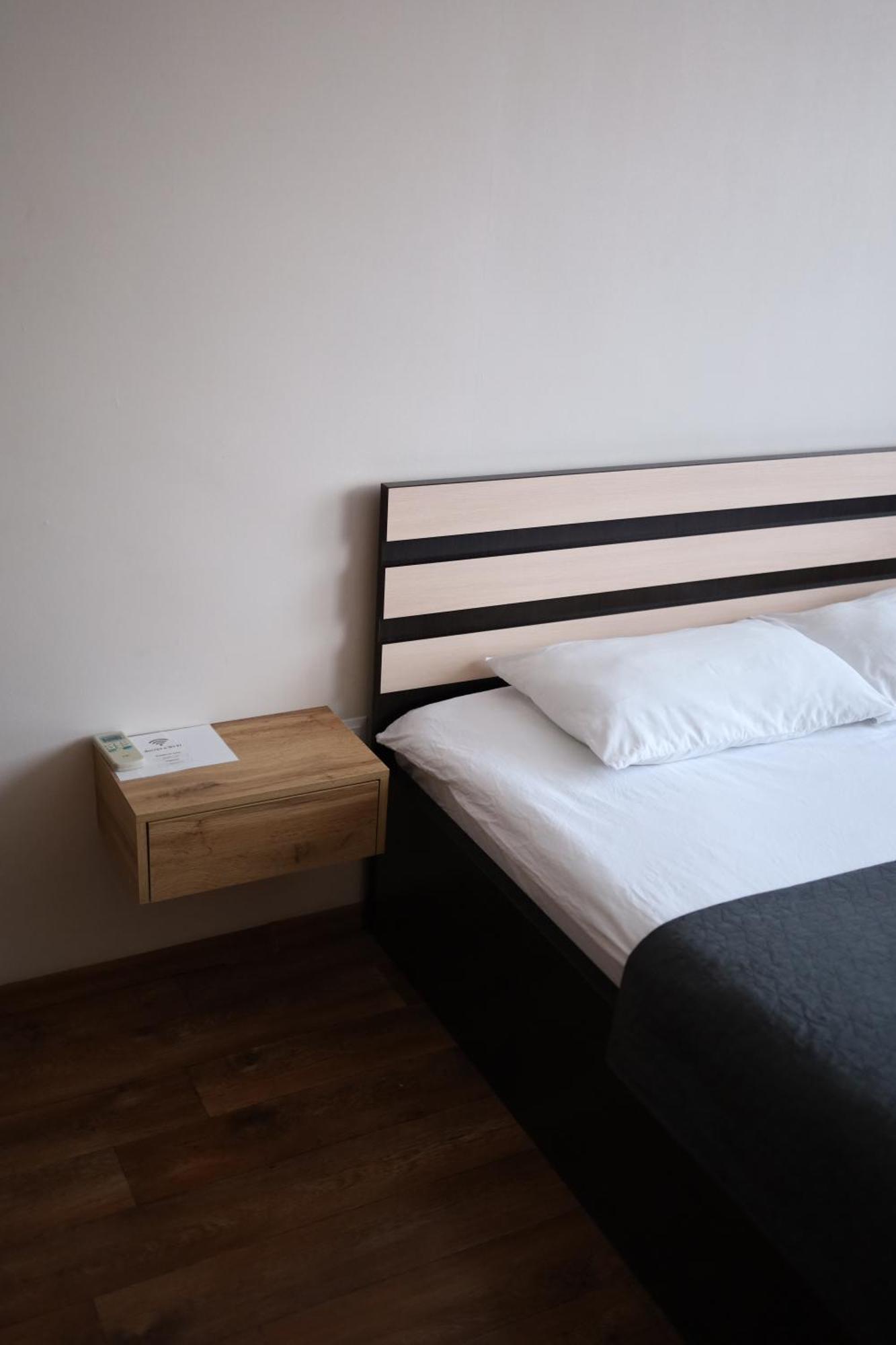 возле днепра Apartament *