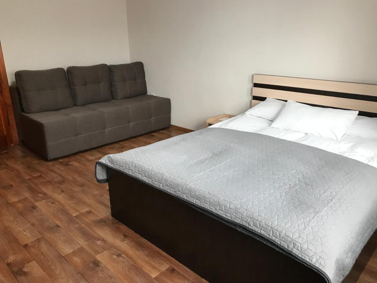 возле днепра Apartment Cherkasy
